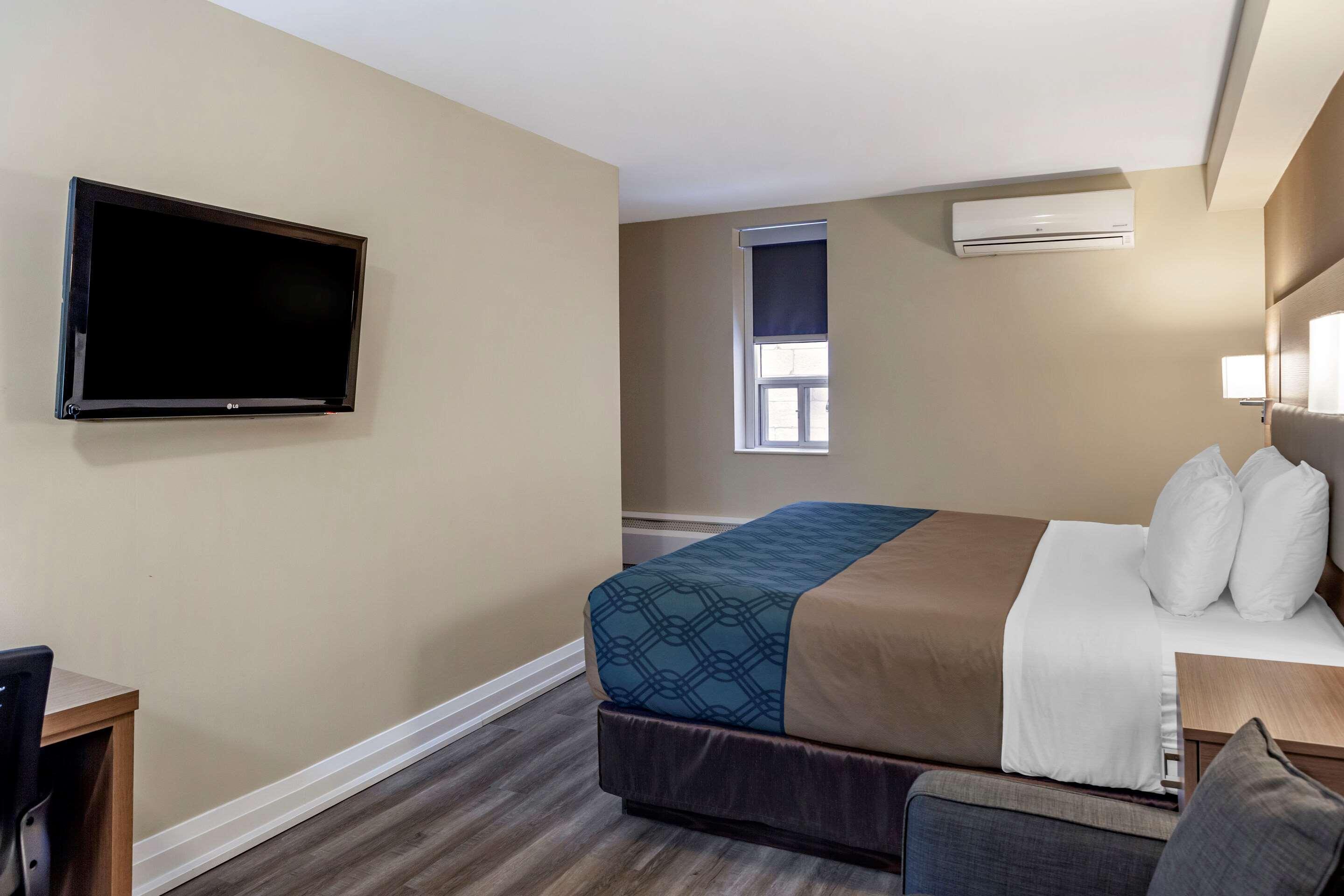 Econo Lodge Inn & Suites Downtown Toronto Exteriér fotografie